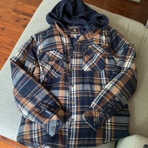 Legendary outfitters flannel. Men size medium shirt jacket